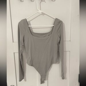 Lululemon light grey bodysuit